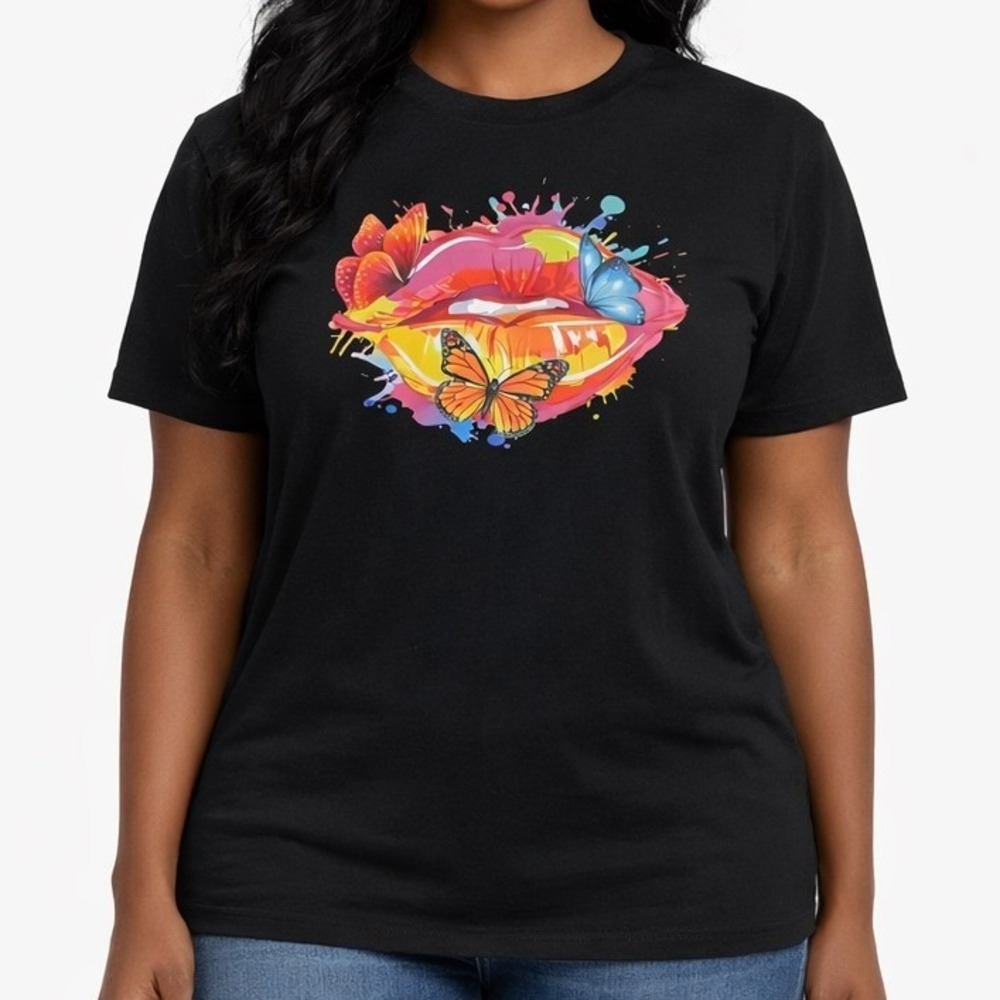Gildan Butterfly Kisses Graphic T-Shirt Size Medium Black Short Sleeve Crewneck